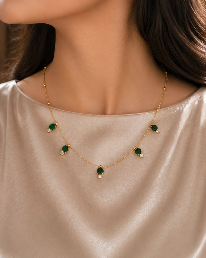 EL_CH_002_648(1) Elora Emerald Charm Chain Set - Image 1